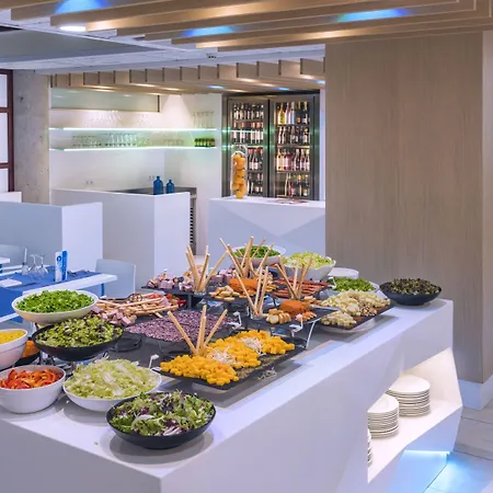 مونتيمار ماريتيم فندق 4*