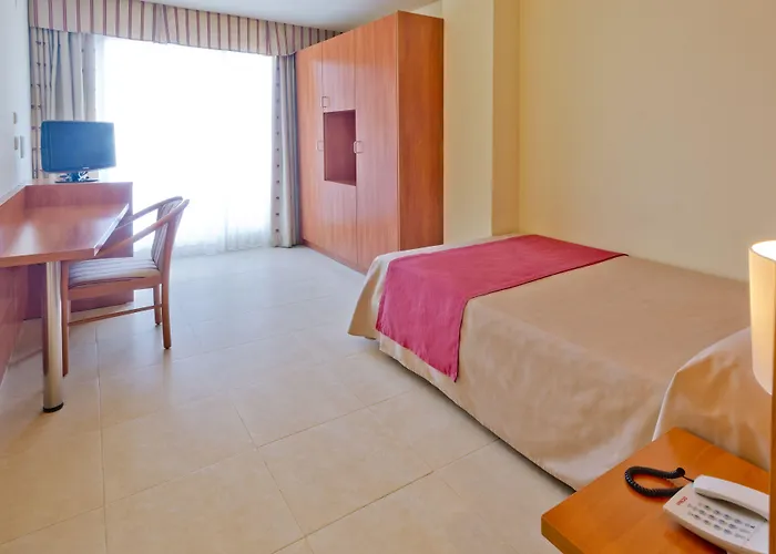 Montemar Maritim Hotel 4*