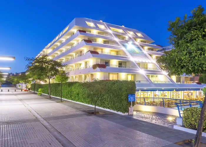 Montemar Maritim Hotel 4*